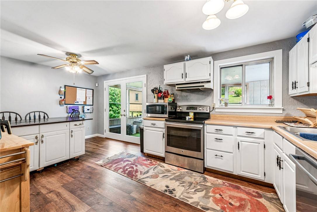 Plum Boro, PA 15239,727 Pine Valley Dr