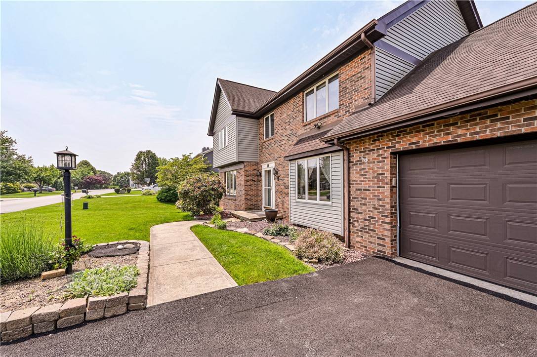 Hempfield Twp - Wml, PA 15601,28 Saddlebrook Dr