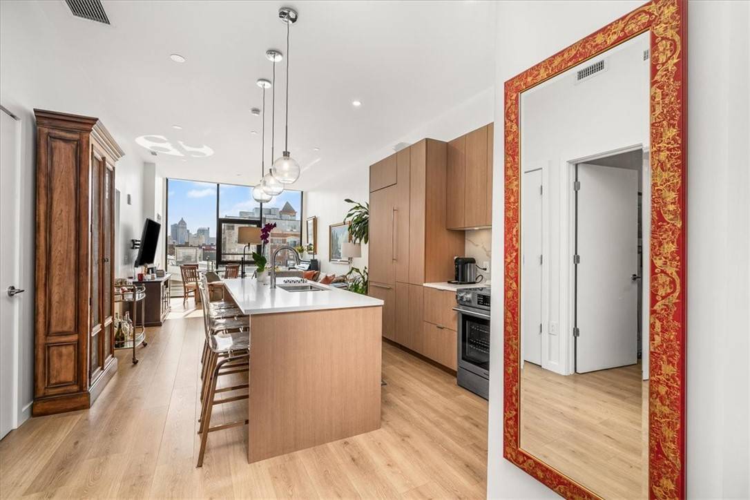 Downtown Pgh, PA 15222,2554 Smallman Street #406