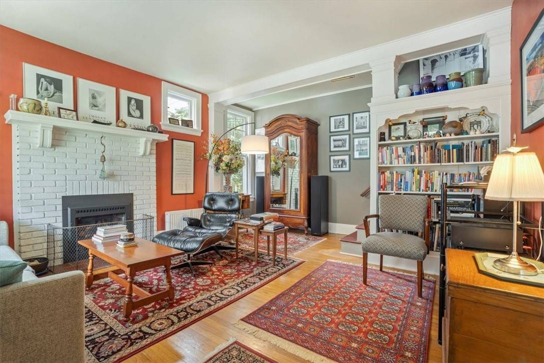 Shadyside, PA 15232,5304 Saint James Terrace