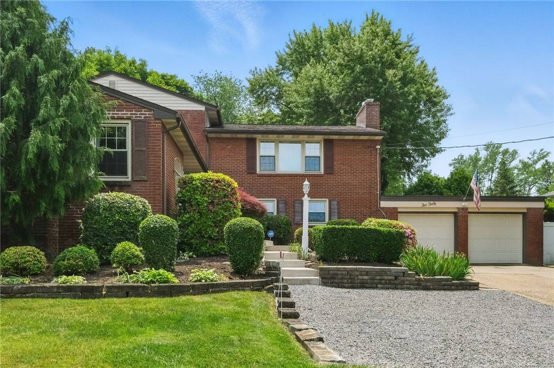 Moon/crescent Twp, PA 15108,240 Patton Dr