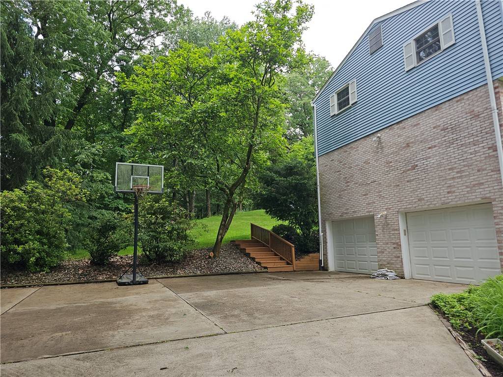 Indiana Twp, PA 15238,728 HEATHERGATE