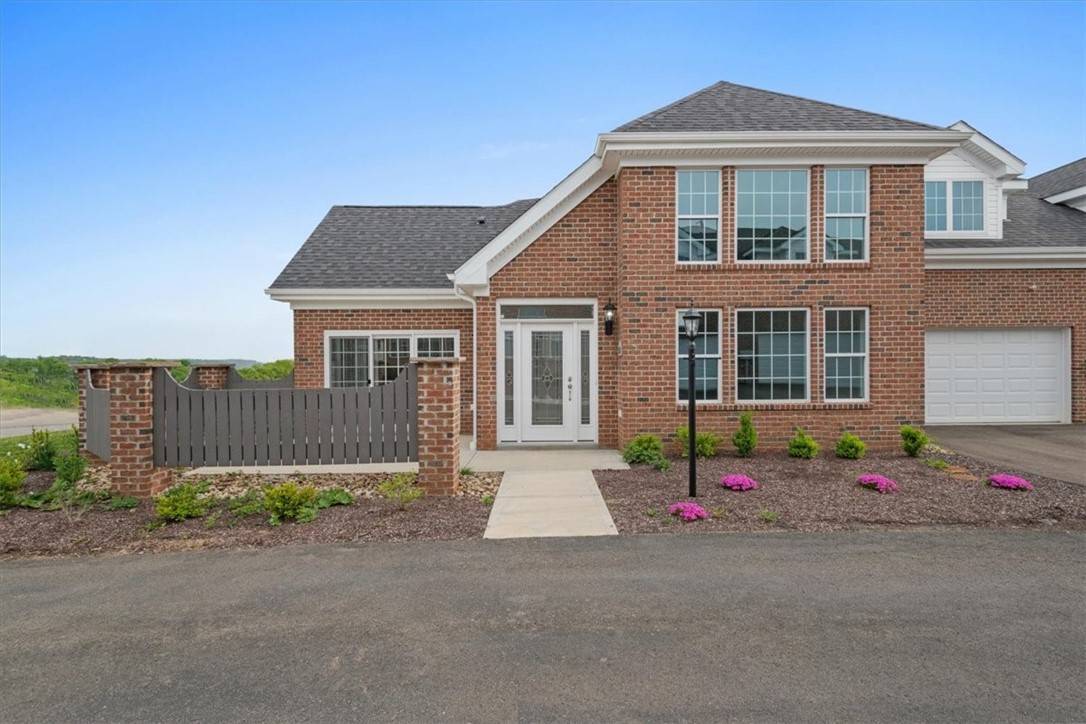 Moon/crescent Twp, PA 15046,1554 NW Parkwood Pointe Dr