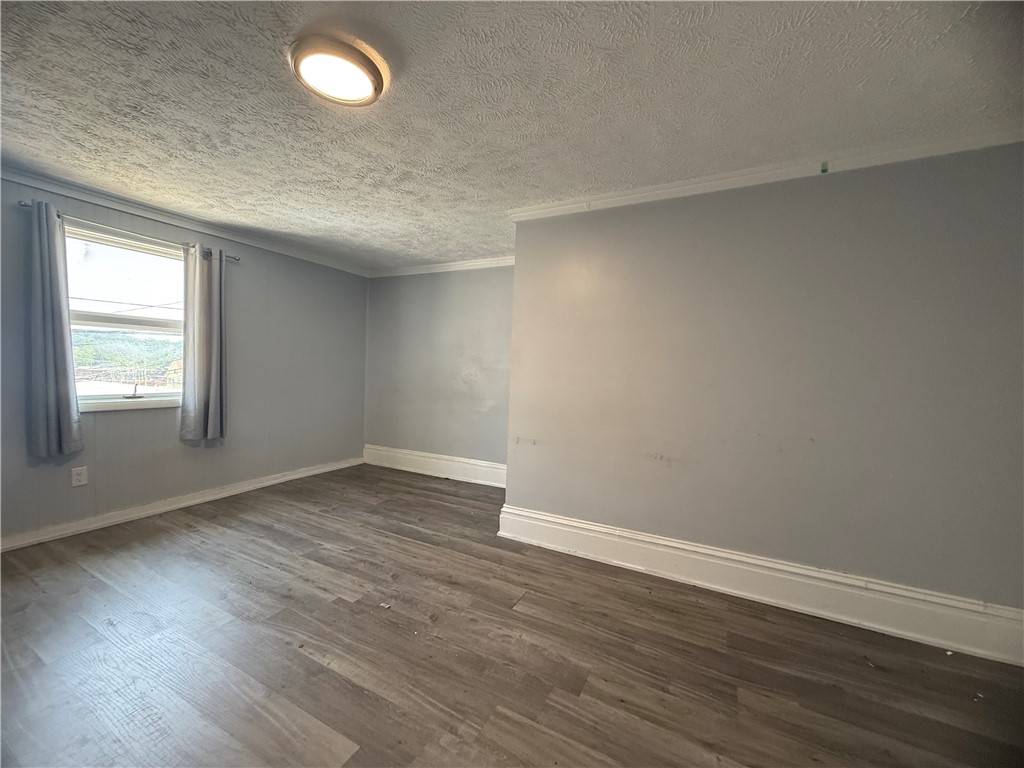Waynsbrg/frankln Twp, PA 15370,69 S Washington St #2