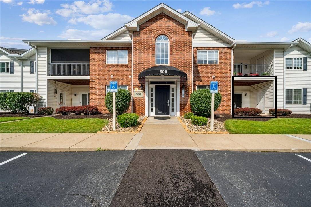 South Park, PA 15129,300 Hidden Ridge Court #203