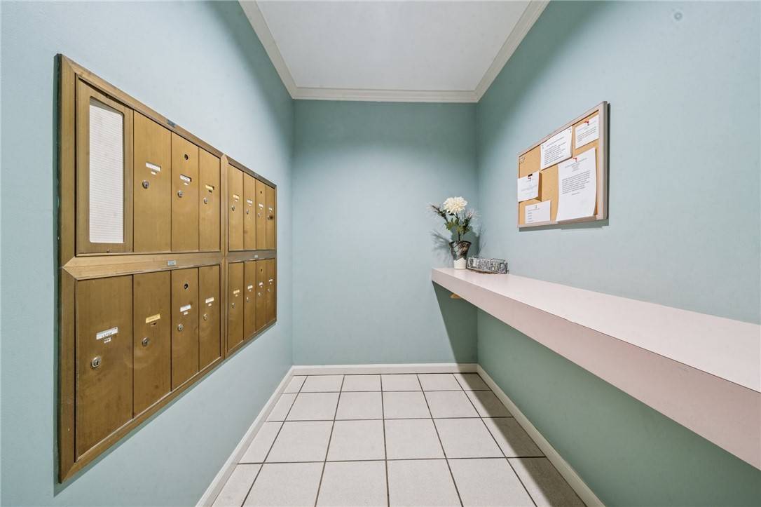 Oakland, PA 15213,4677 Bayard St #201