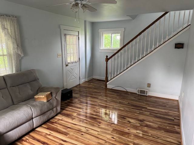 Sharon, PA 16146,521 McClure