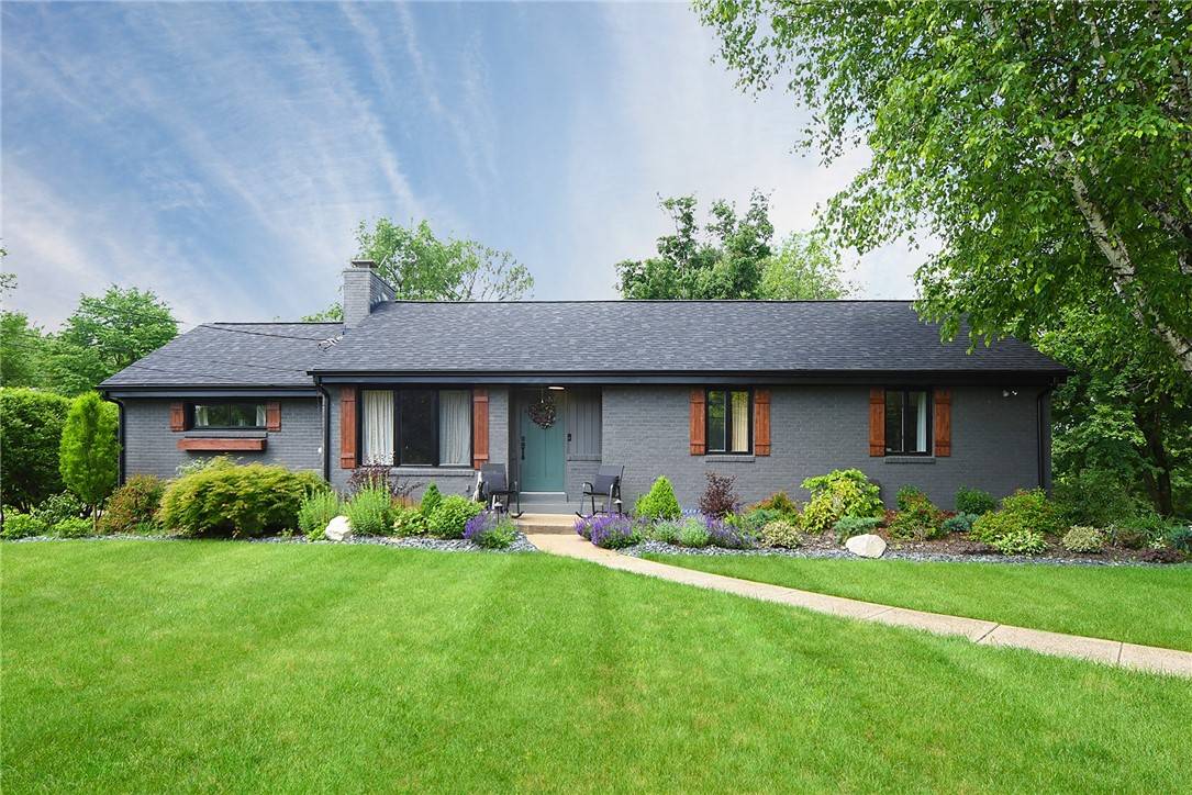 Peters Twp, PA 15317,422 Center Church