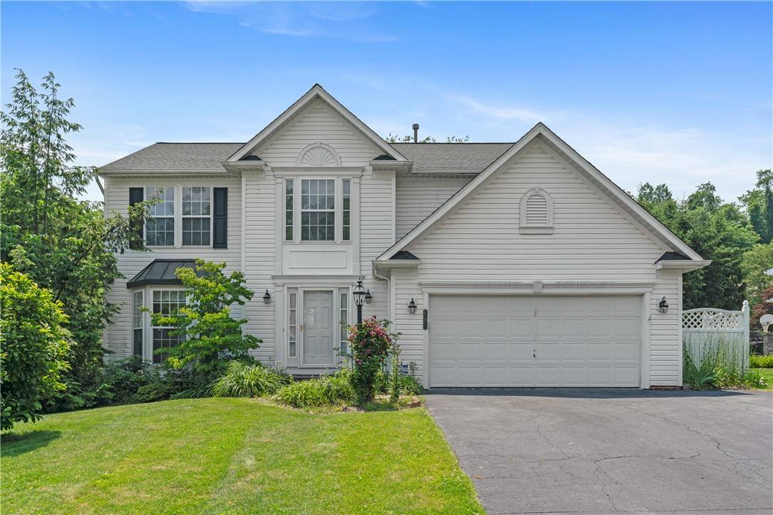 Moon/crescent Twp, PA 15108,6032 Hawthorn Dr