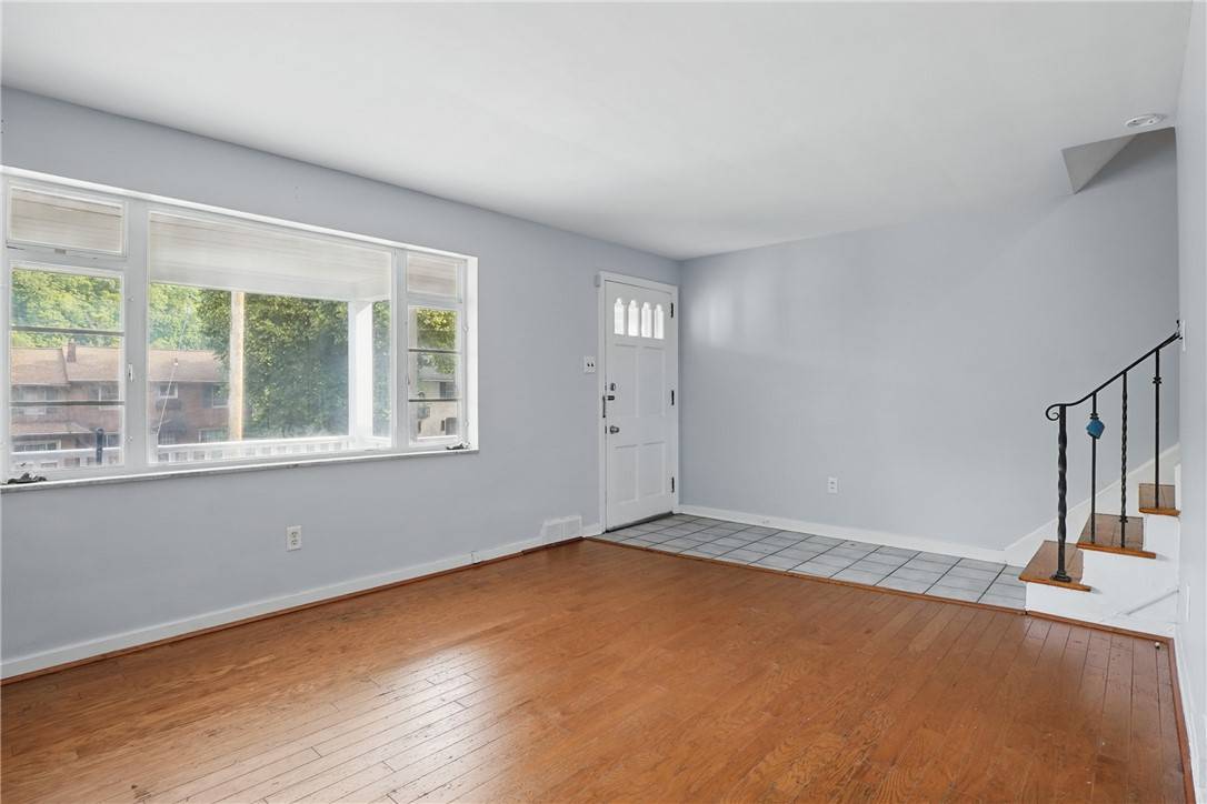 Squirrel Hill, PA 15217,3917 Beechwood Blvd