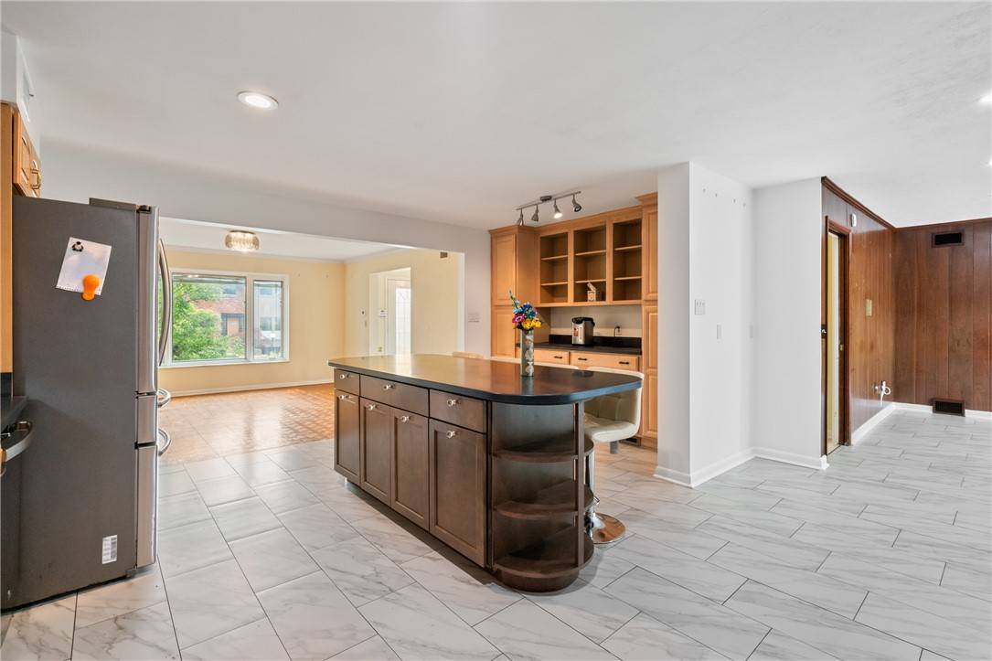 Point Breeze, PA 15208,133 Hartwood Dr