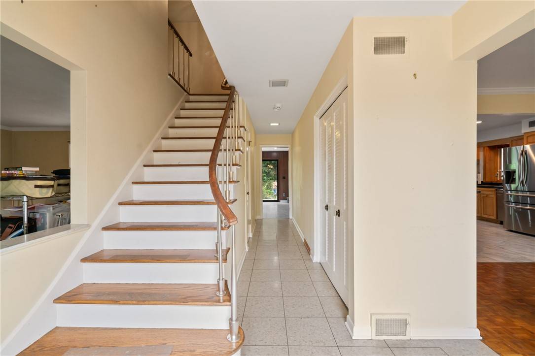 Point Breeze, PA 15208,133 Hartwood Dr