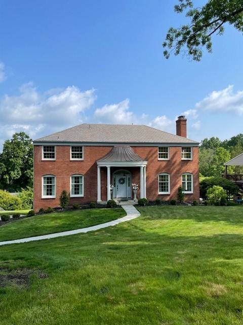 Upper St. Clair, PA 15241,148 Warwick Dr