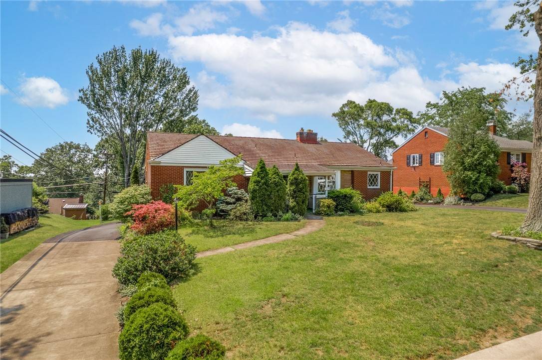 Mt. Lebanon, PA 15243,1228 Pinewood Dr