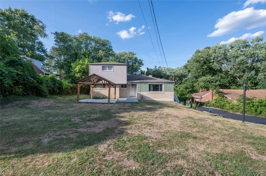 Bethel Park, PA 15102,415 Broughton Rd