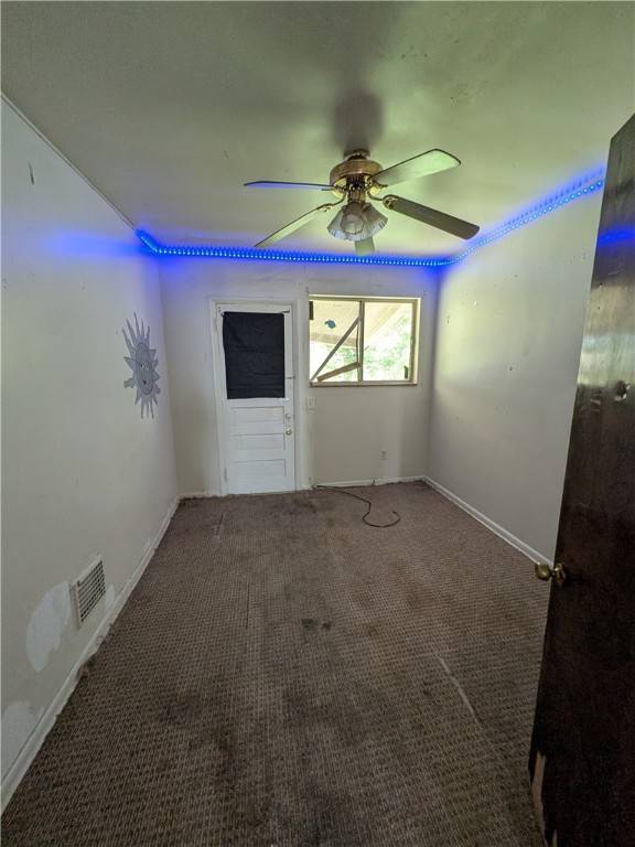 Mckees Rocks, PA 15136,711 Fruit Way