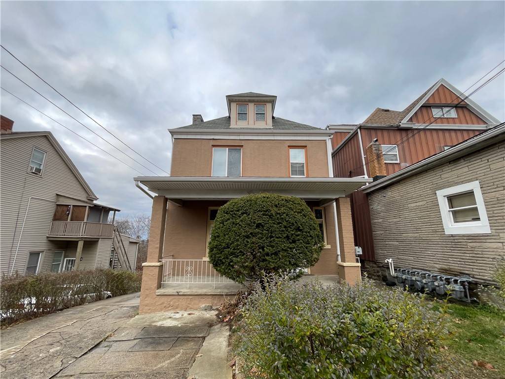 Carrick, PA 15210,132 Parkfield St #1