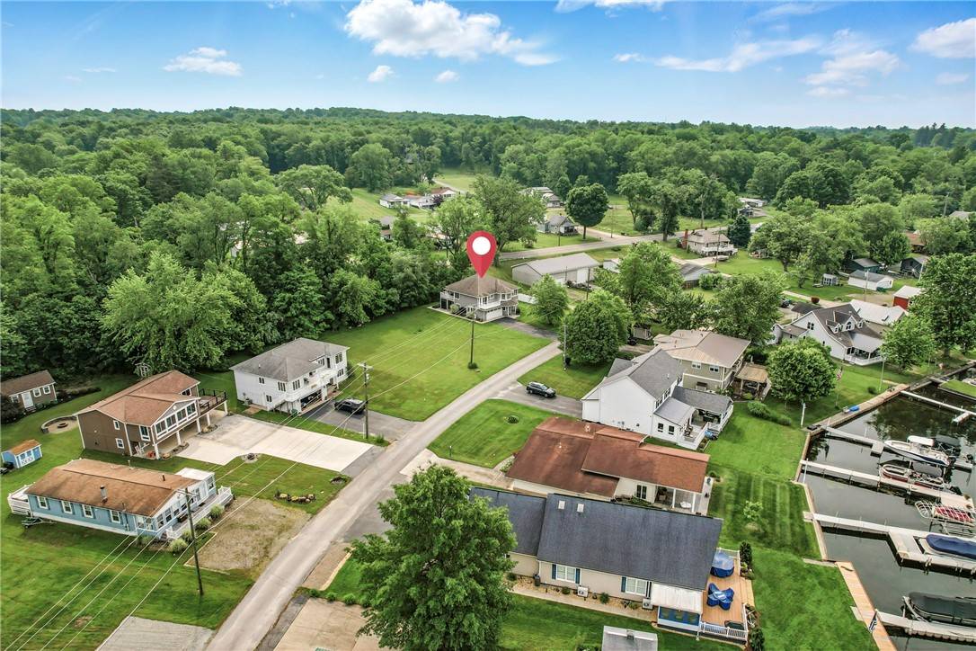 Conneaut Lake, PA 16316,11504 N Shore Dr
