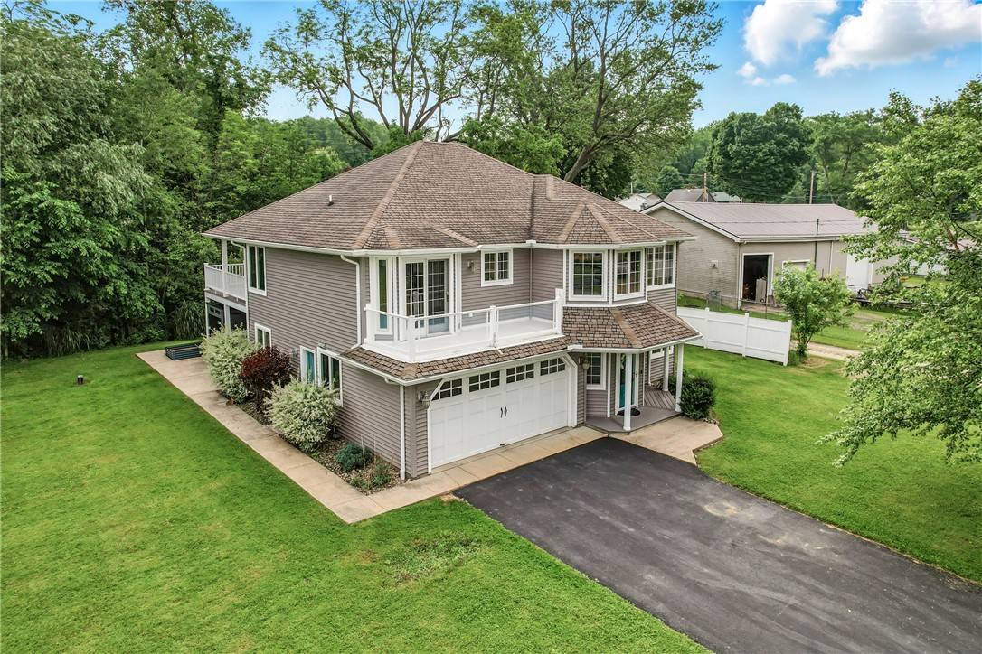 Conneaut Lake, PA 16316,11504 N Shore Dr