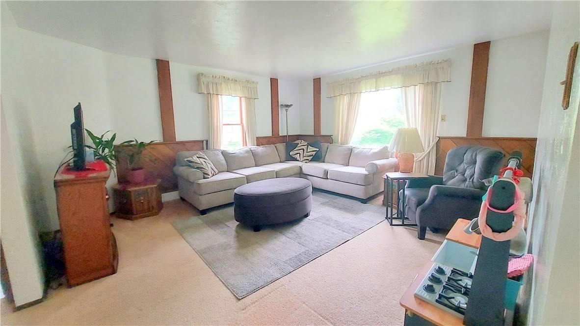 North Huntingdon, PA 15642,14099 Lincoln Way