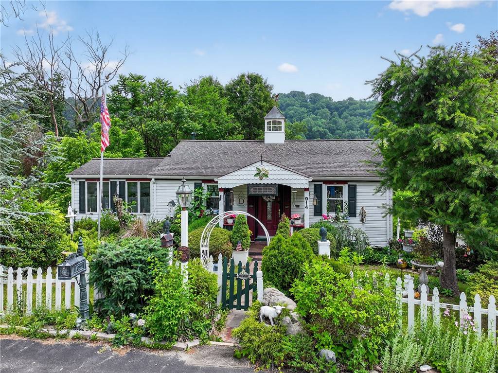 Elizabeth Twp/boro, PA 15135,914 E Smithfield Street