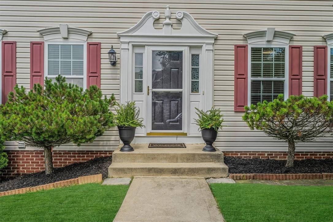 Cecil, PA 15317,520 Panorama Dr