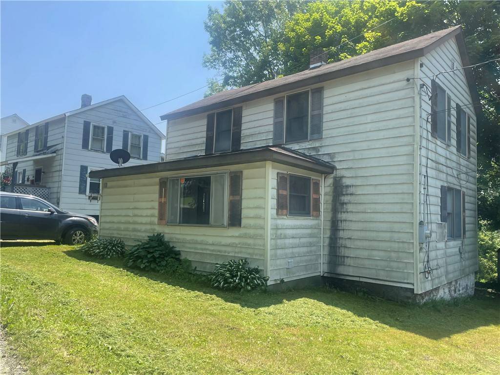 Pine Twp/heilwood, PA 15745,27 Chestnut St