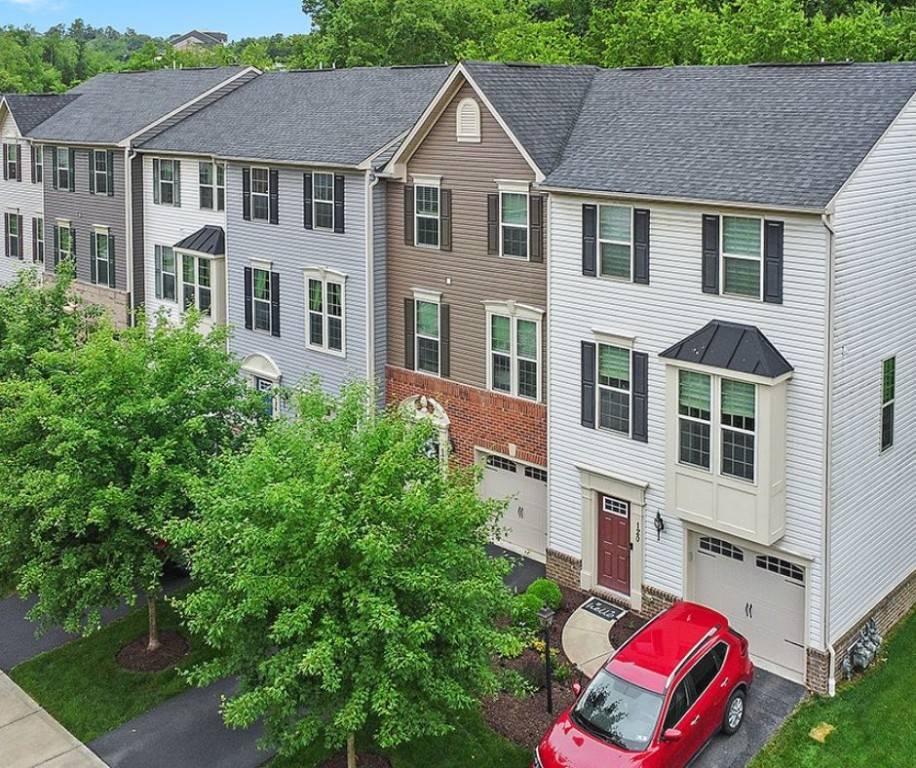Robinson Twp, PA 15136,122 Arbor Trail Dr