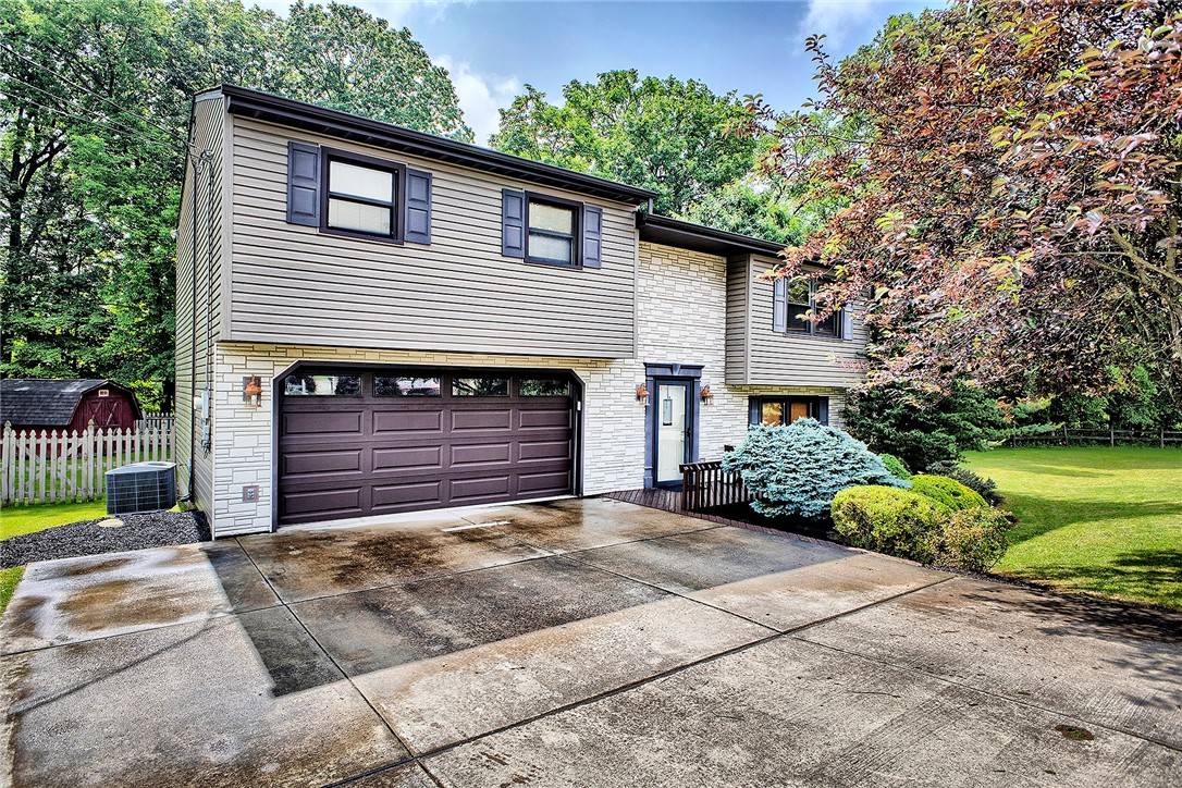 North Huntingdon, PA 15642,14042 Easy Street