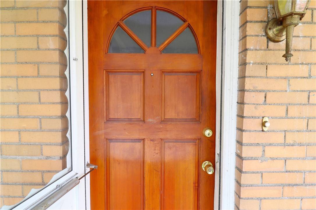 West Mifflin, PA 15122,1818 Bluff St
