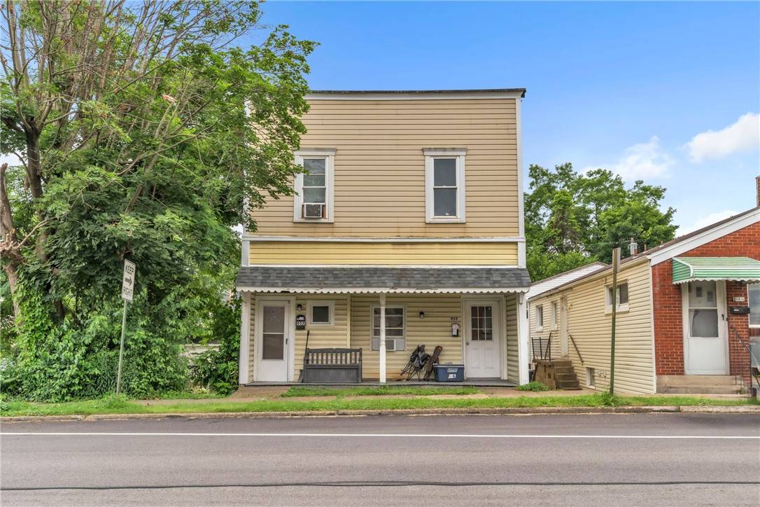 East Mckeesport, PA 15035,957-959 5th Avenue
