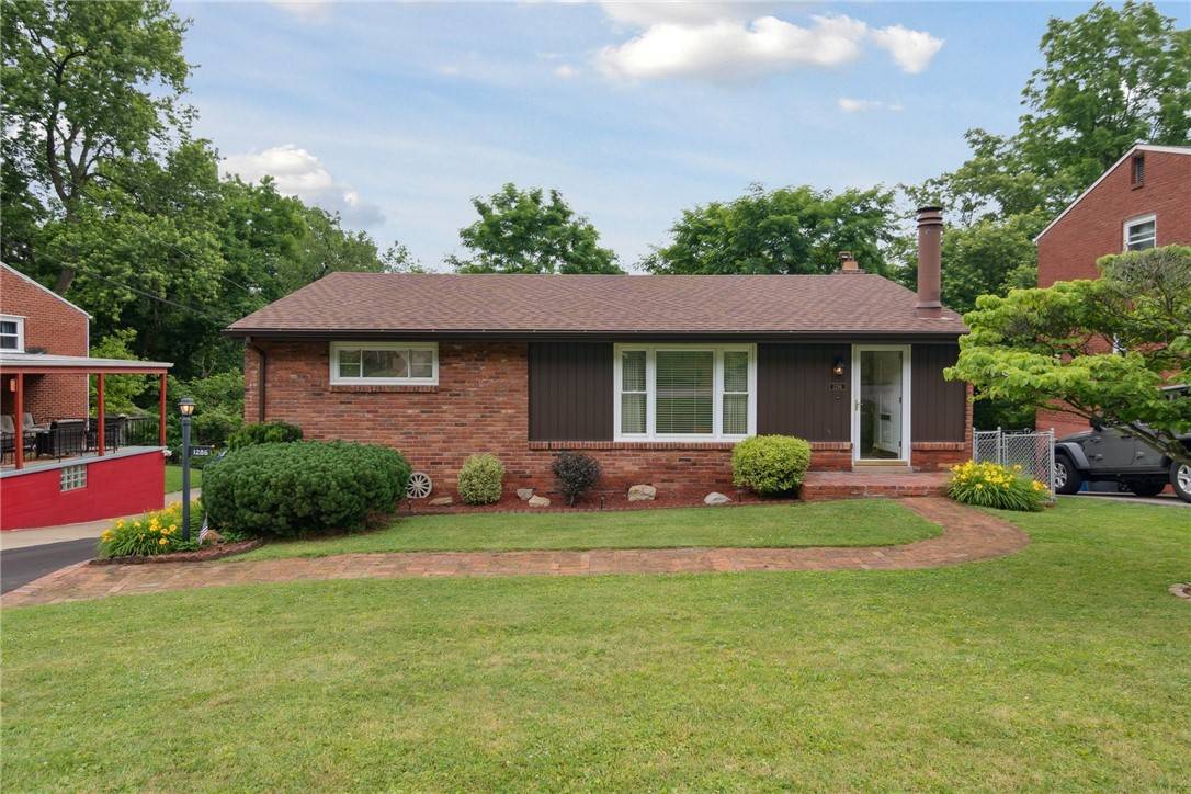 PA 15243,1286 GROUSE DRIVE
