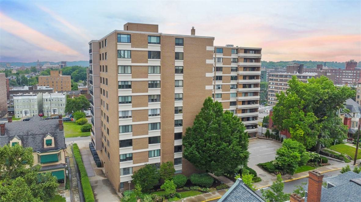 Oakland, PA 15213,220 N Dithridge St #1001