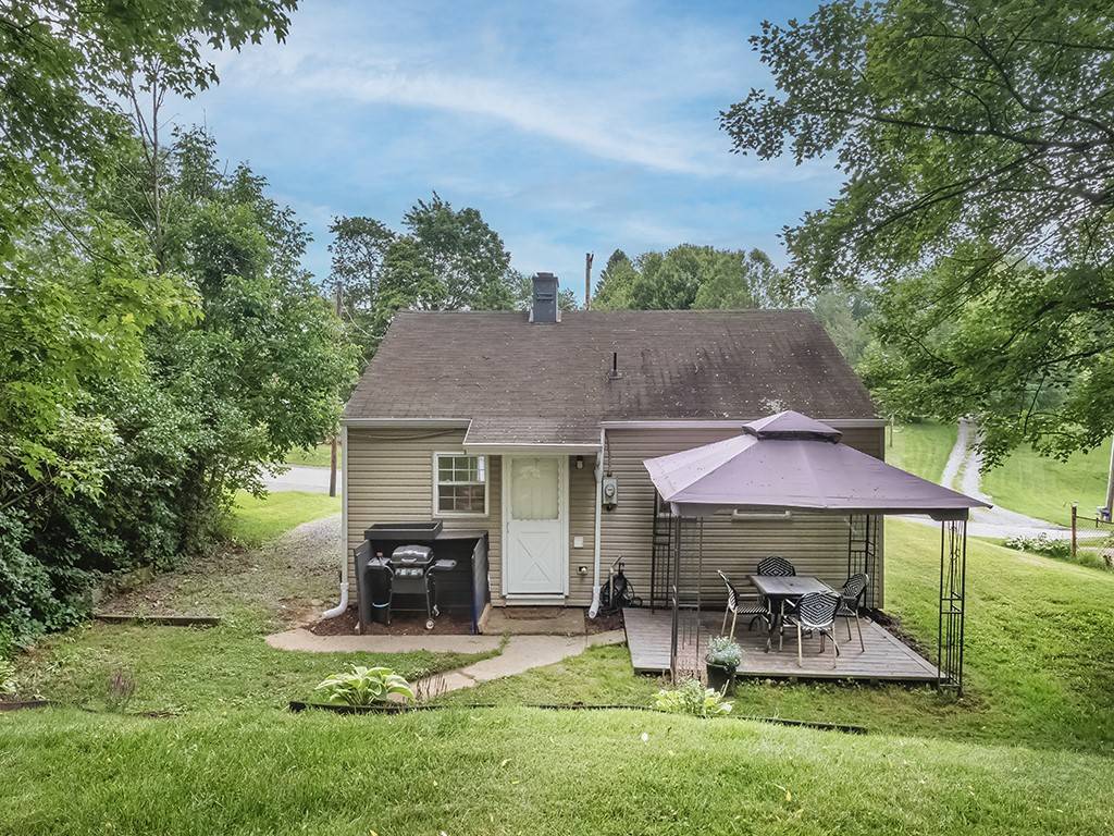 Brighton Twp, PA 15009,60 Neville Rd