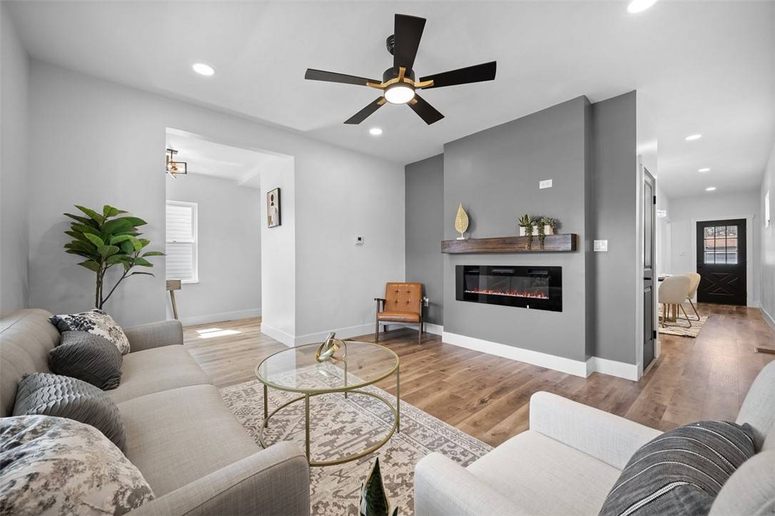 Squirrel Hill, PA 15218,141 Blackhawk Street