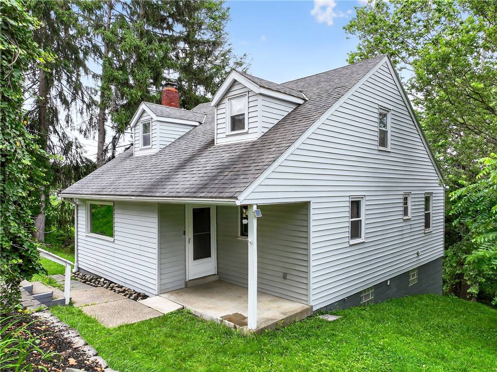 N Versailles, PA 15137,876 Sylvan Avenue