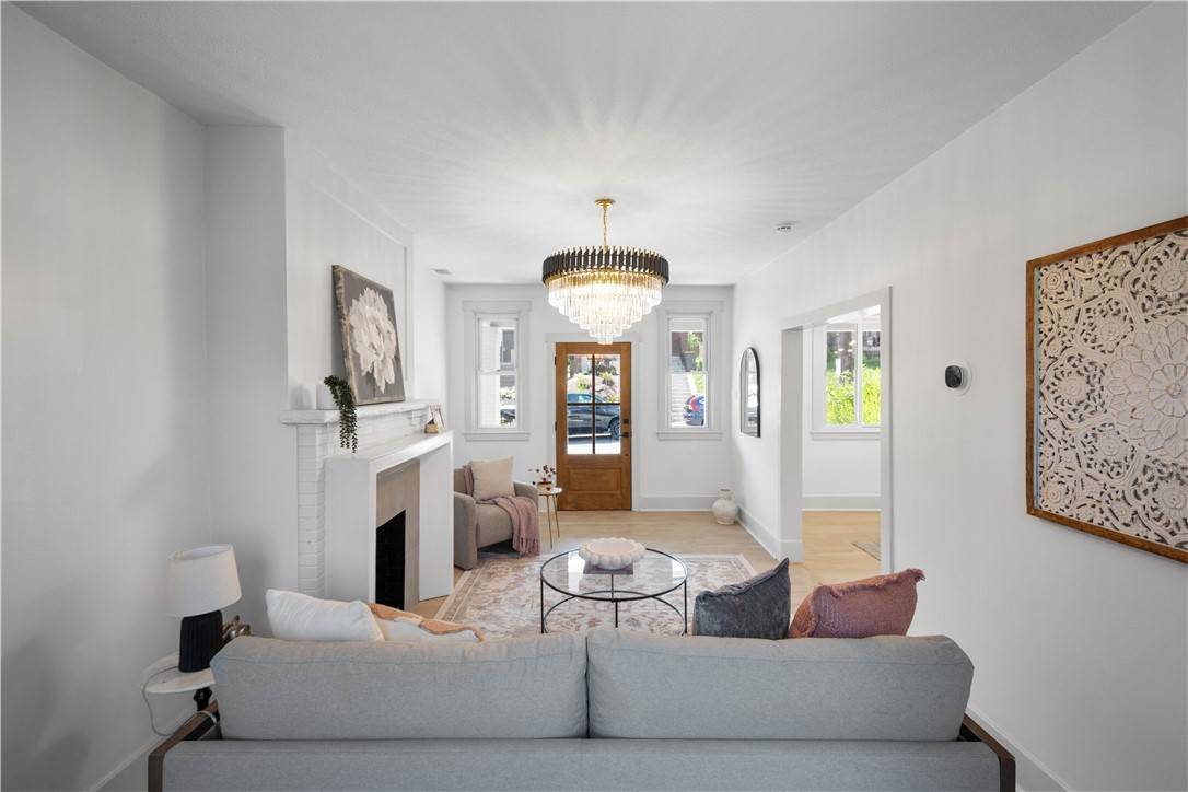 Dormont, PA 15216,3246 Piedmont Ave