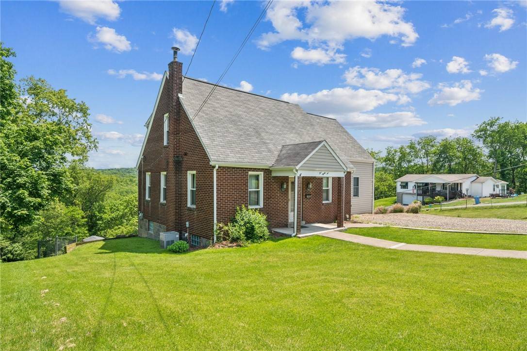 New Kensington, PA 15068,585 Dugan Way