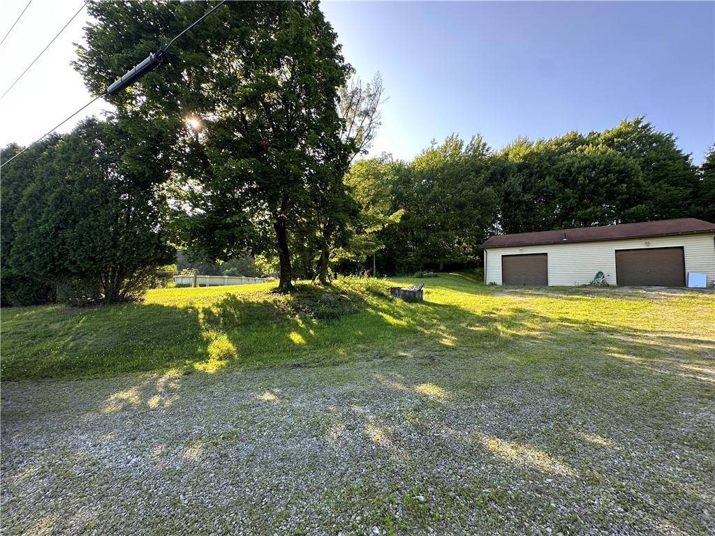 Clay Twp, PA 16001,140 Shady Tree Ln