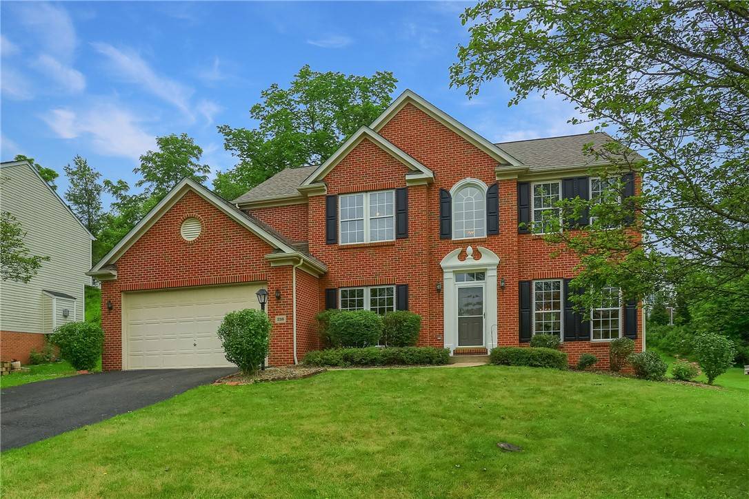 Moon/crescent Twp, PA 15108,216 Beagle Drive