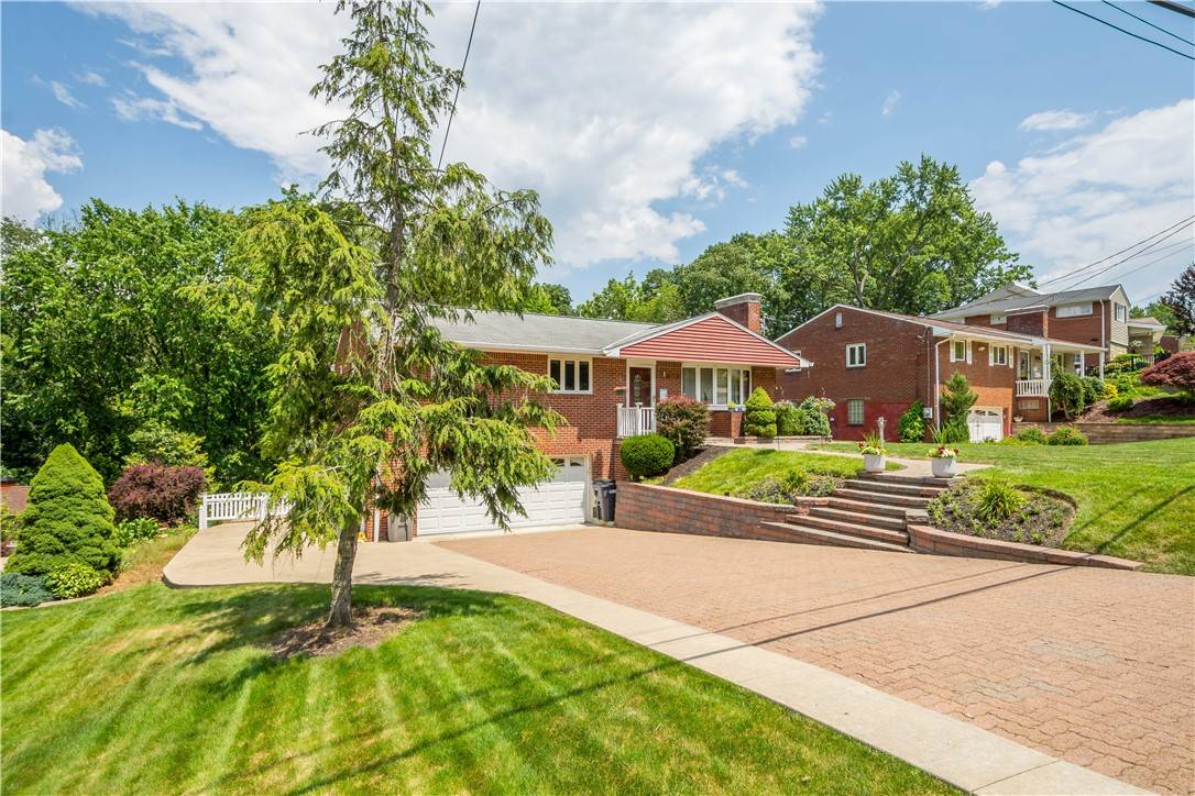 St Clair, PA 15241,404 Clair Dr