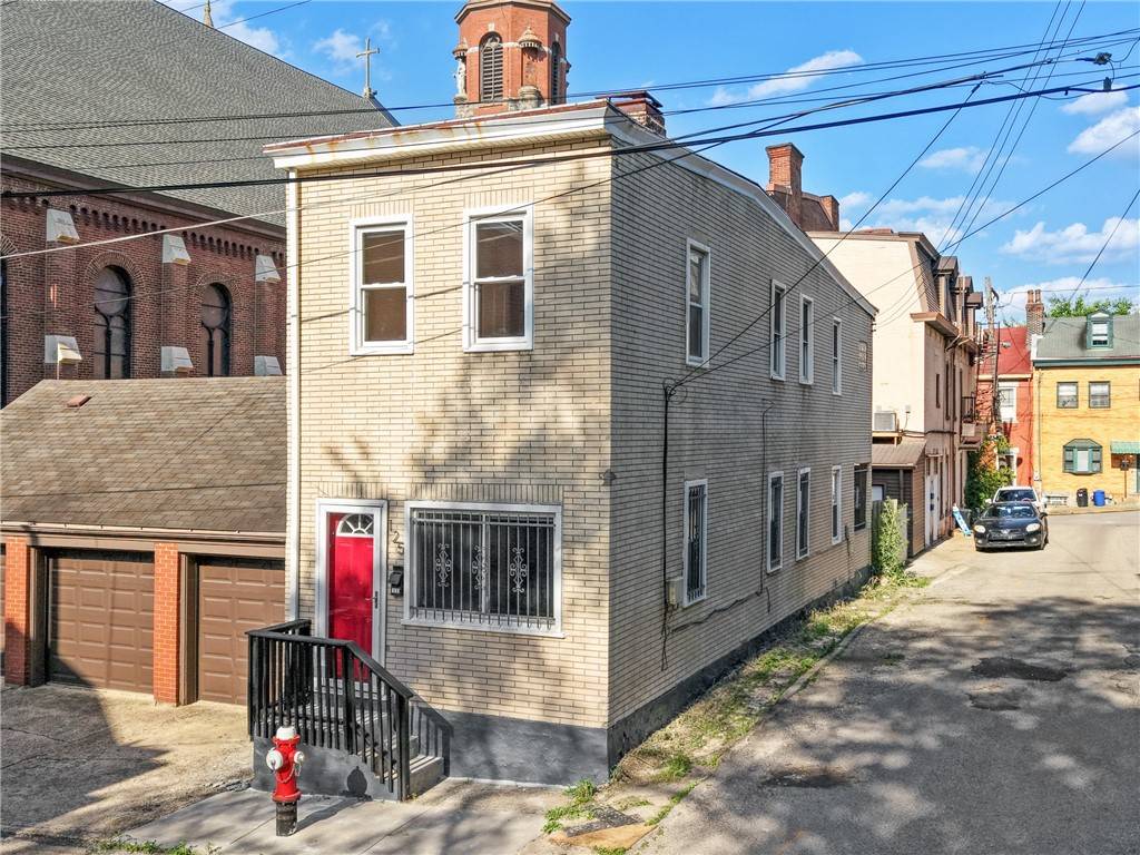 South Side, PA 15203,125 S 14th St