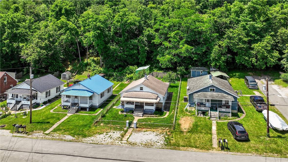 East Bethlehem, PA 15322,41 TAYLOR AVENUE