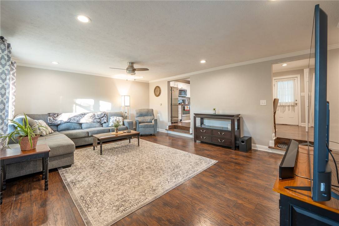Derry Twp, PA 15650,563 Edward St