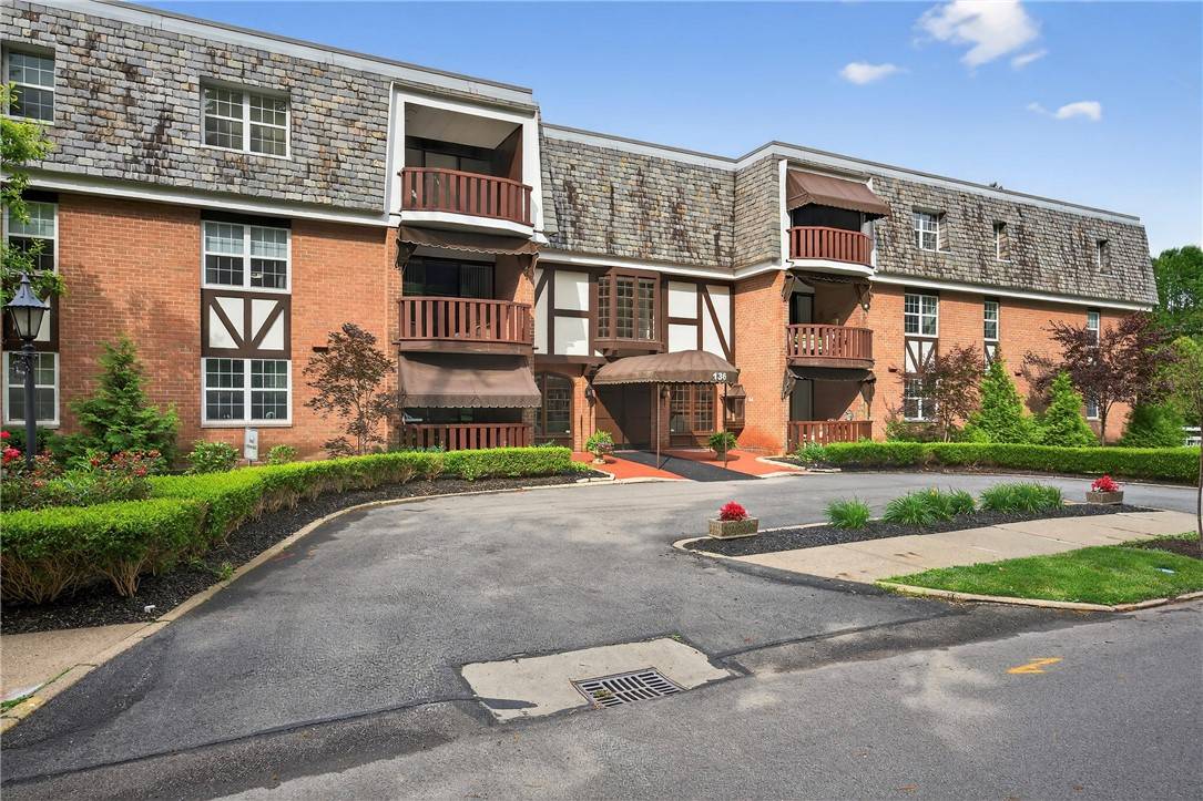 Sewickley, PA 15143,136 CENTENNIAL AVE #303