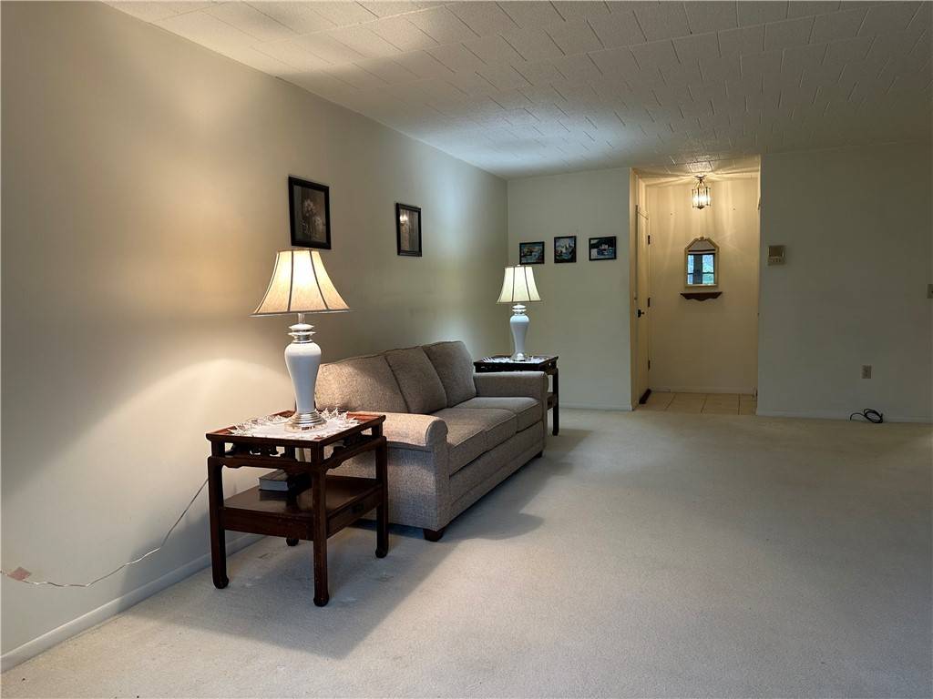 Twp Of But Nw, PA 16001,403 Piper Ln