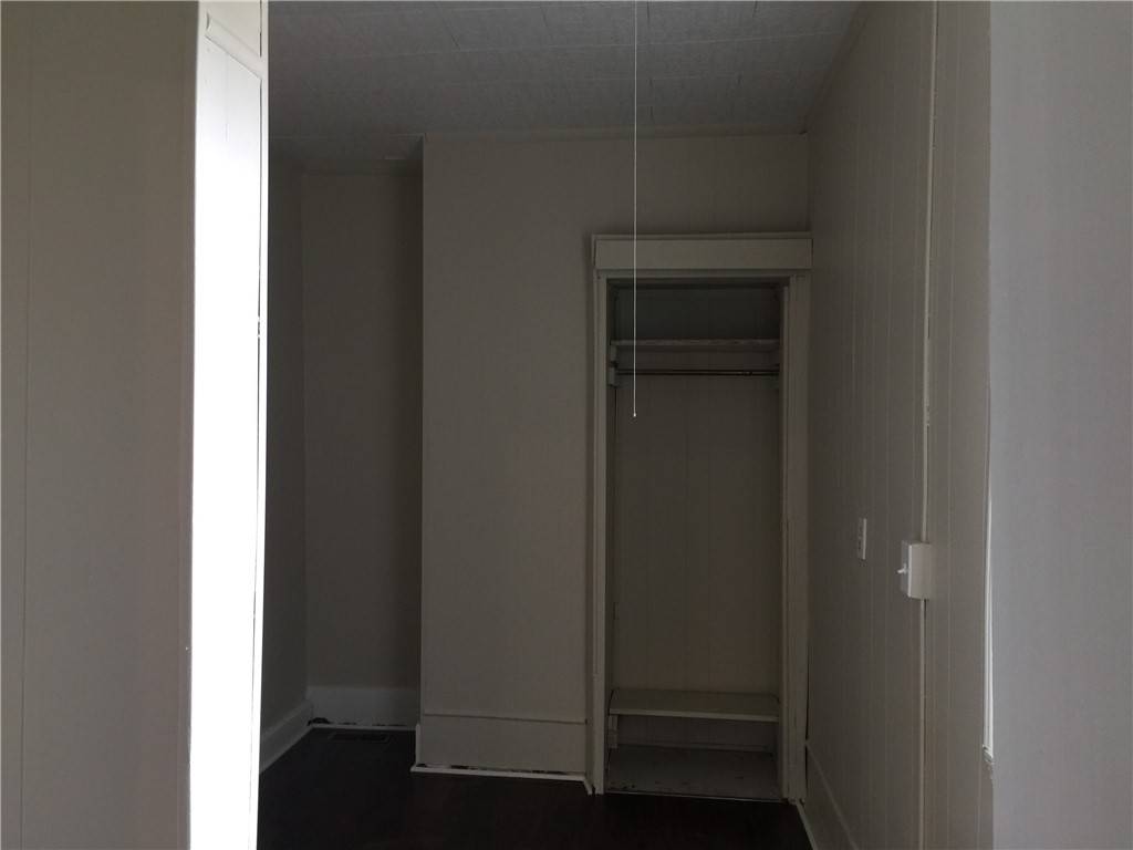 Mckees Rocks, PA 15136,22 Harlem Ave