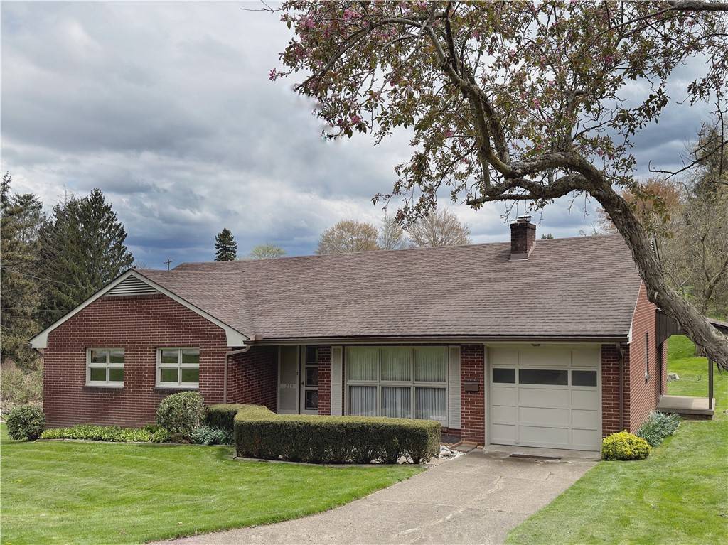 Monaca, PA 15061,1215 Center Rd