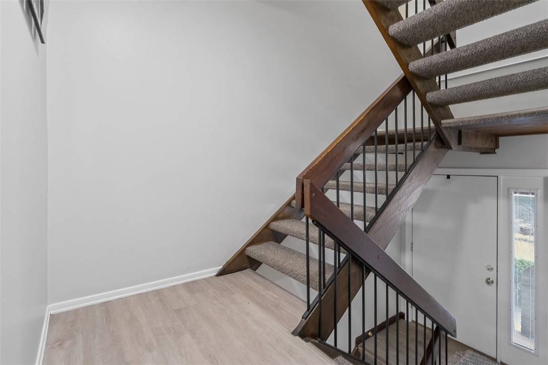 Ross Twp, PA 15237,72 Pin Oak Ct
