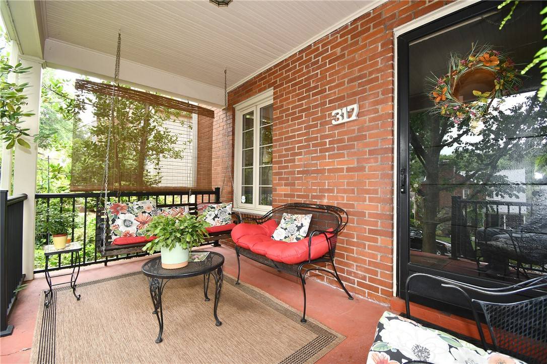Mt Lebanon, PA 15228,317 Fieldbrook Dr